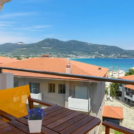 Zoe's Sea View Apartment