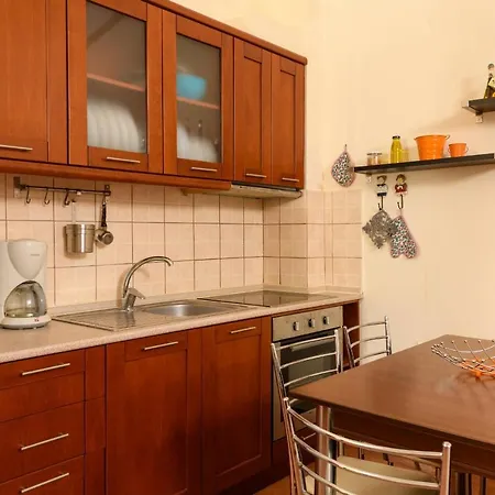 Zoe's Sea View 公寓